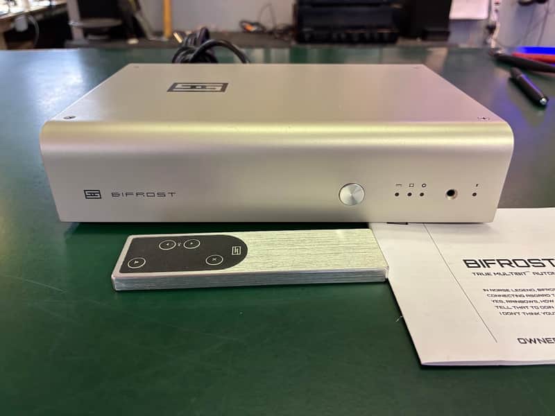 Schiit  Bi Frost  High End Made in America