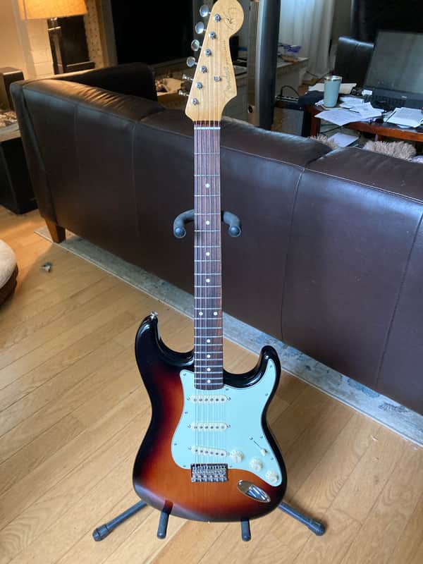 Fender Stratocaster Hardtail Robert Cray 2019 - 3-Tone Sunburst