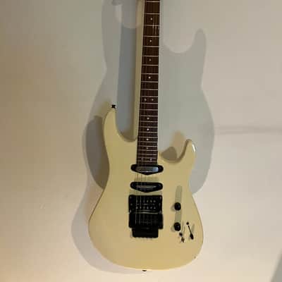 Hamer Chaparral 1988 - White image 1