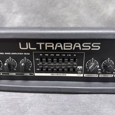 Behringer Ultrabass BXR1800H 180-Watt 2-Channel Bass Amp Head with Footswitch image 3