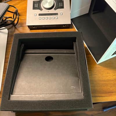 Universal Audio Apollo Twin X DUO Heritage Edition Thunderbolt 3 Audio Interface 2020 - Present - Gray image 6