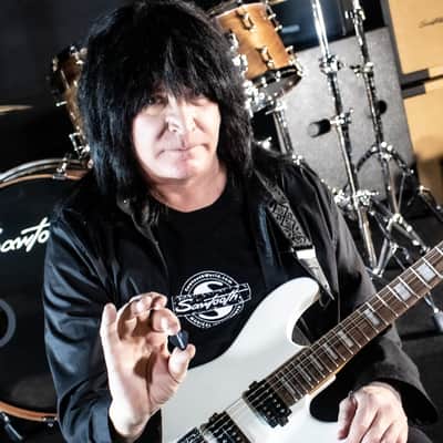 ChromaCast Michael Angelo Batio Shred Pick Sampler - 30 Pack | Premium Guitar Picks for Ultimate Shredding image 7