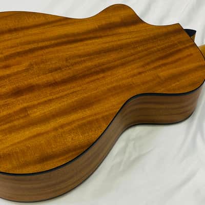 Taylor 112ce Electro-acoustic guitar – Mint condition – Original box included image 18