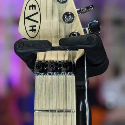 EVH Striped Series Left-Handed - Red w/ Black Stripes *FREE PLEK WITH PURCHASE* 709 image 6