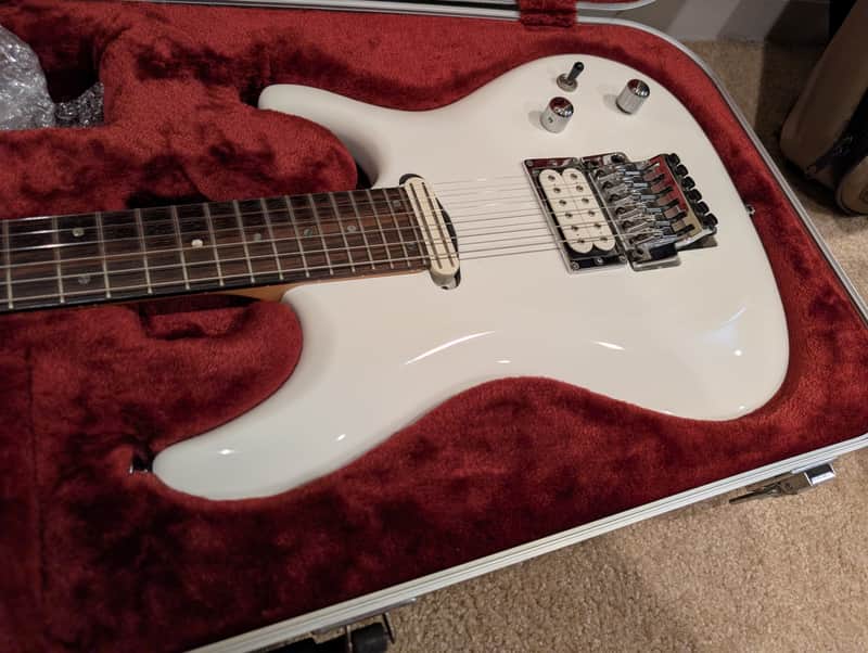 Ibanez JS2400-WH Joe Satriani Signature 2010 - 2014 - White image 1