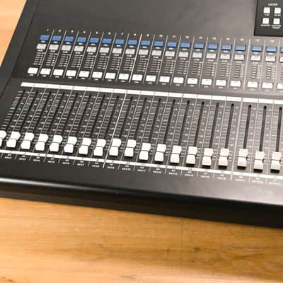Yamaha LS9-32 32-Input Digital Mixing Console CG01Y2A image 5