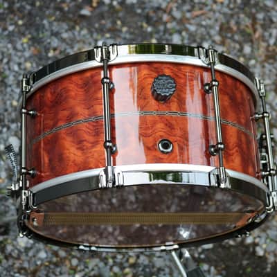 HHG drums 14x7 Bubinga, Tulipwood, Maple  2021 High Gloss Natural Lacquer, Herringbone Inlay, Black Nickel Hardware image 5