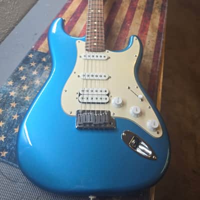 Fender STANDARD SERIES HSS STRATOCASTER 2000,S - AQUA MARINE