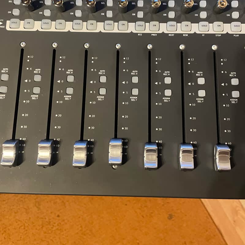 2010s Avid Artist Mix x2 units Black