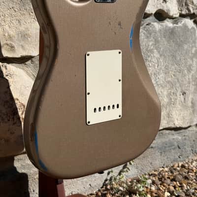 Fender Custom Shop 1965 Stratocaster Shoreline Gold over Lake Placid Blue 2022 - Shoreline Gold over Lake Placid Blue image 17
