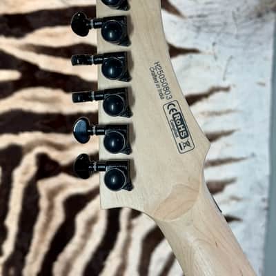B.C. Rich Gunslinger Retro II 2025 - Red Crackle image 8