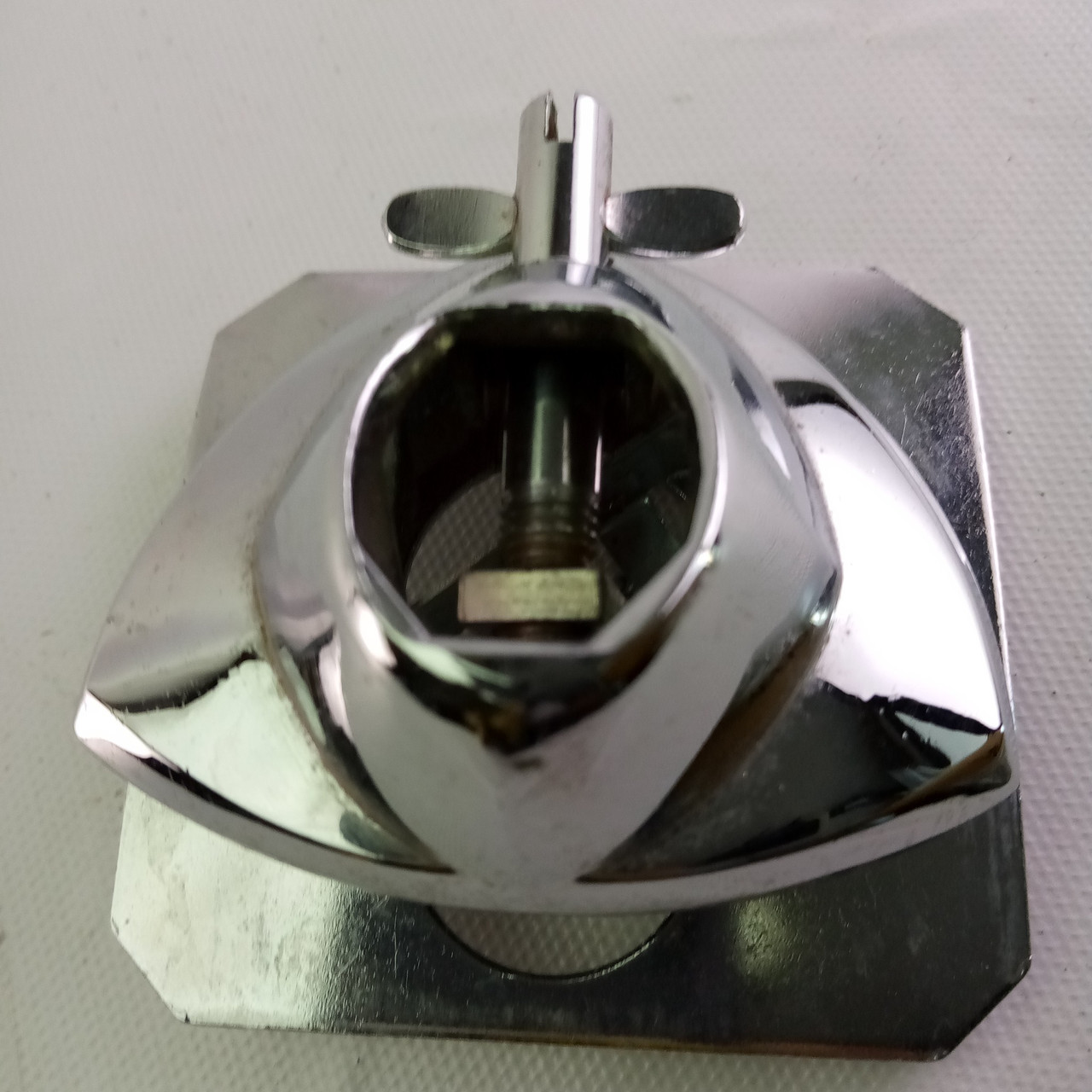 Premier #389-50 Bass Drum Mount Single Ratchet Tom Post Arm Receiver Chrome 60s — main photograph