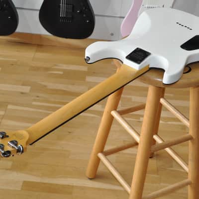SCHECTER Demon 6 Vintage White / Demon-6 / RO24050474 image 9