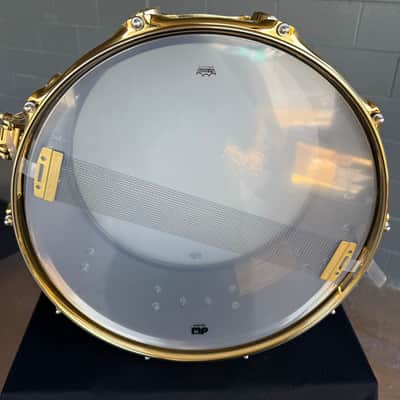 ~BENTLEY'S EXCLUSIVE!~ '1995' DW Collector's Series 6.5x14" Engraved Black Nickel over Brass Snare Drum w/ Gold Hardware (Rm4) image 9