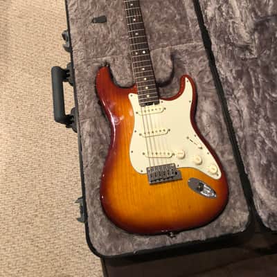 Fender American Deluxe Stratocaster 2011 - 2016 | Reverb