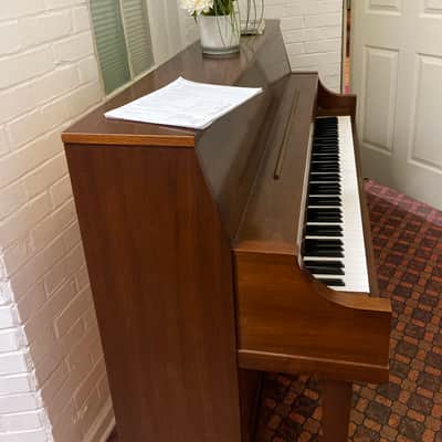 Yamaha upright piano model P22 image 2