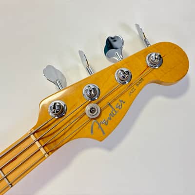 Fender Jazz Bass American Deluxe 2004 Montego Black image 2