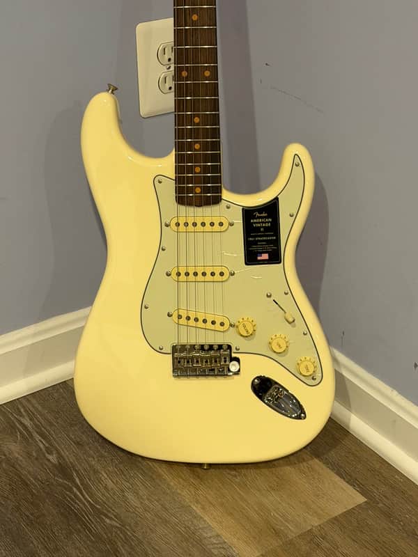 Fender American Vintage II '61 Stratocaster 2023 Olympic White image 1