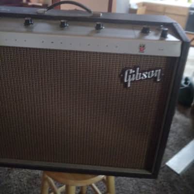 Gibson Hercules Bass Amp Early  60s - brown image 3