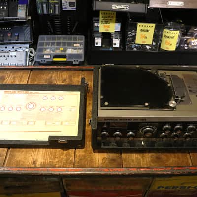 Roland RE-201 Space Echo Tape Delay / Reverb 1974 - 1988 - Black image 4