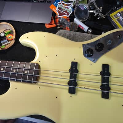 Fender Jazz Bass 1965 Refinish Olympic White ALL ORIGINAL PARTS image 21