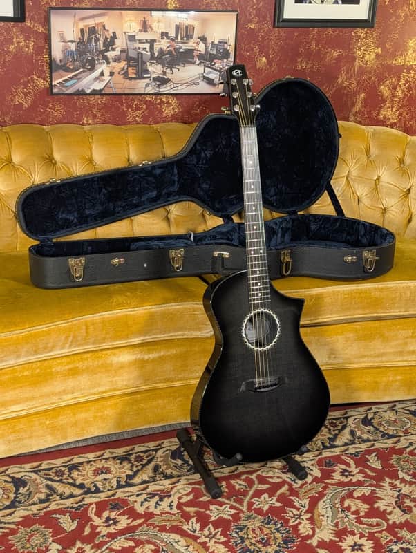 Composite Acoustics X Performer 2000's - Black Carbon Fiber image 1