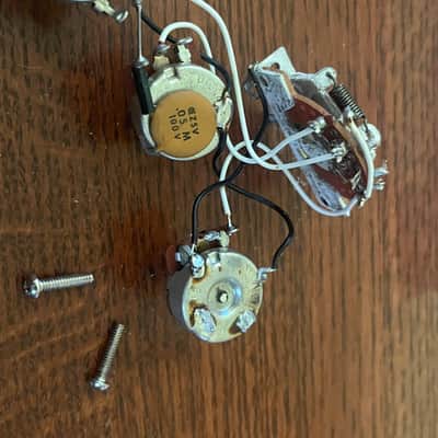 1979 set Fender Stratocaster guitar pots harness 5-way switch image 3