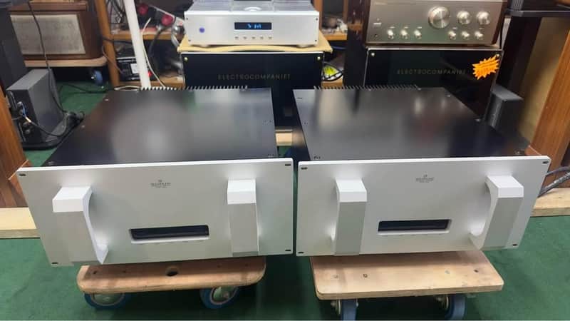 Goldmund MIMESIS 9.2 Monophonic Amplifier