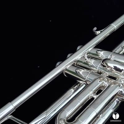 Beautiful Getzen Eterna Severinsen Model trumpet case mouthpiece gamonbrass image 13