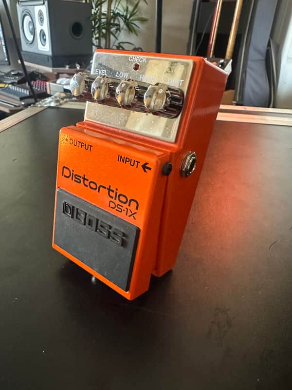 Boss DS-1X Distortion