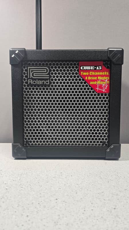 Roland CUBE-15X 15-Watt 1x8" Guitar Combo image 1