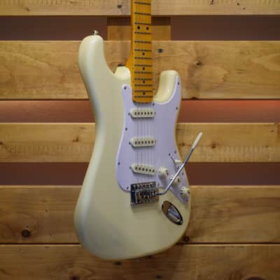 SX SST57-VWH 2024 - Vintage White E- Gitarre 57er vintage Style, 3 Single Coil Pickups, Vint.Tremolo image 4