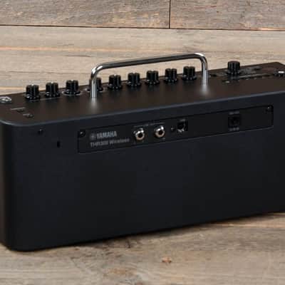 Yamaha THR30II-WL 30-Watt 2x3.5" Wireless Stereo Digital Modeling Guitar Combo 2022 - Present - Black image 2