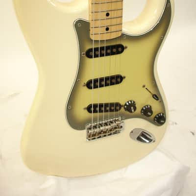 Fender ST-72 Stratocaster Reissue Electric Guitar CIJ 2006-2008 - Olympic White image 3