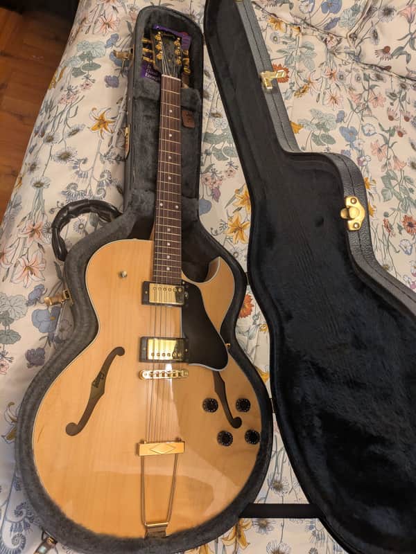 Gibson ES135-H 2002 Natural with OHSC image 1