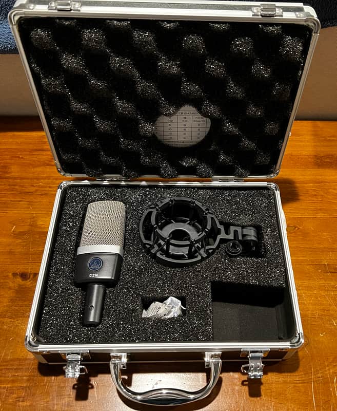 AKG C214 Large Diaphragm Cardioid Condenser Microphone with case