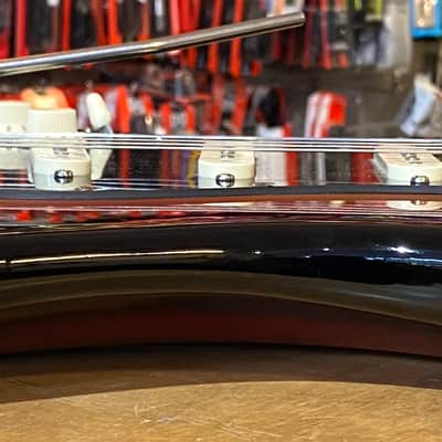 2008 Fender American Deluxe Stratocaster Gloss 3-Tone Sunburst Finish Left-Handed Electric Guitar image 4