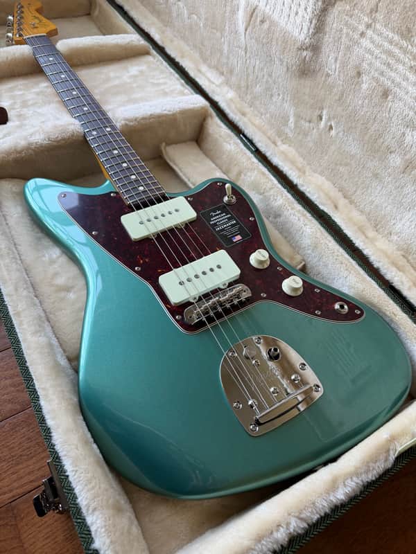 2025 Fender American Professional Classic Jazzmaster - Faded Sherwood Green Metallic