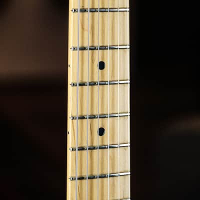 2005 Fender Highway One Stratocaster crimson red transparent image 5