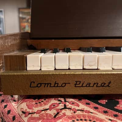 Hohner Combo Pianet "CH" 1963-1965 - Natural Wood Finish image 2