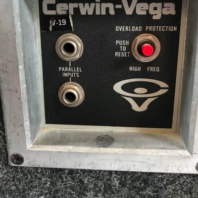 Cerwin-Vega V-30 Speaker Pair image 4