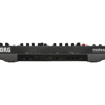 Korg Modwave MkII Wavetable Keyboard Synthesizer [DEMO] image 5