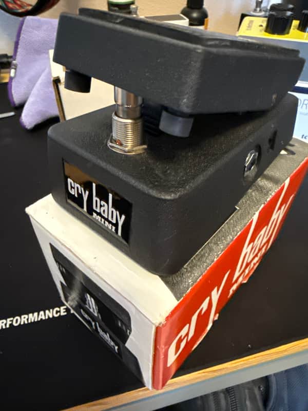 Dunlop CBM95 Cry Baby Mini Wah 2015 - Present - Black image 1