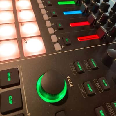 Roland MC-707 Groovebox 2019 - Present - Black image 2