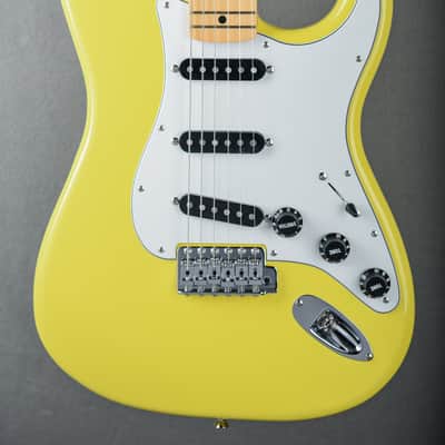 Fender MIJ LTD. International Color Strat, '23 image 2
