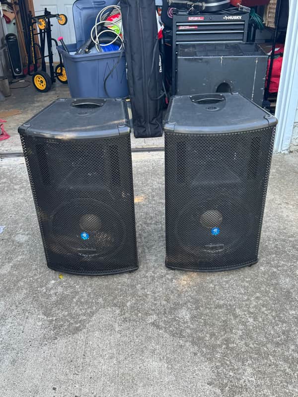 2x Mackie SR1521 Early 2000 - Solid wood box image 1