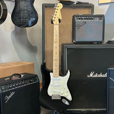 Fender American Standard Stratocaster in Black w/ Original Hard Shell Case 2010 image 9