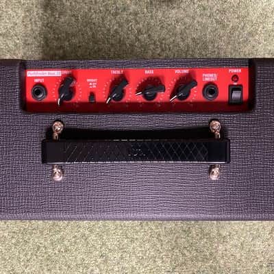 Vox Pathfinder 10 bass amplifier 10w image 4