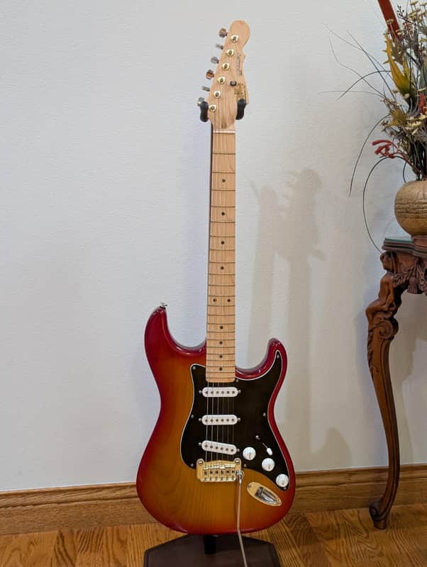 G&L Legacy USA 2002-2004 - Sunburst