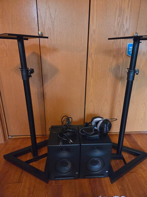 PreSonus Eris 5 XT - Black + Triangle Stands + DT900Pro Headphones image 1